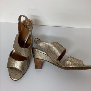 Gold Leather Shoes by Sofft sz 9 New!